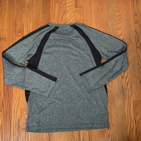 Reebok Long sleeve training shirt grey men’s m - Picture 2 of 6
